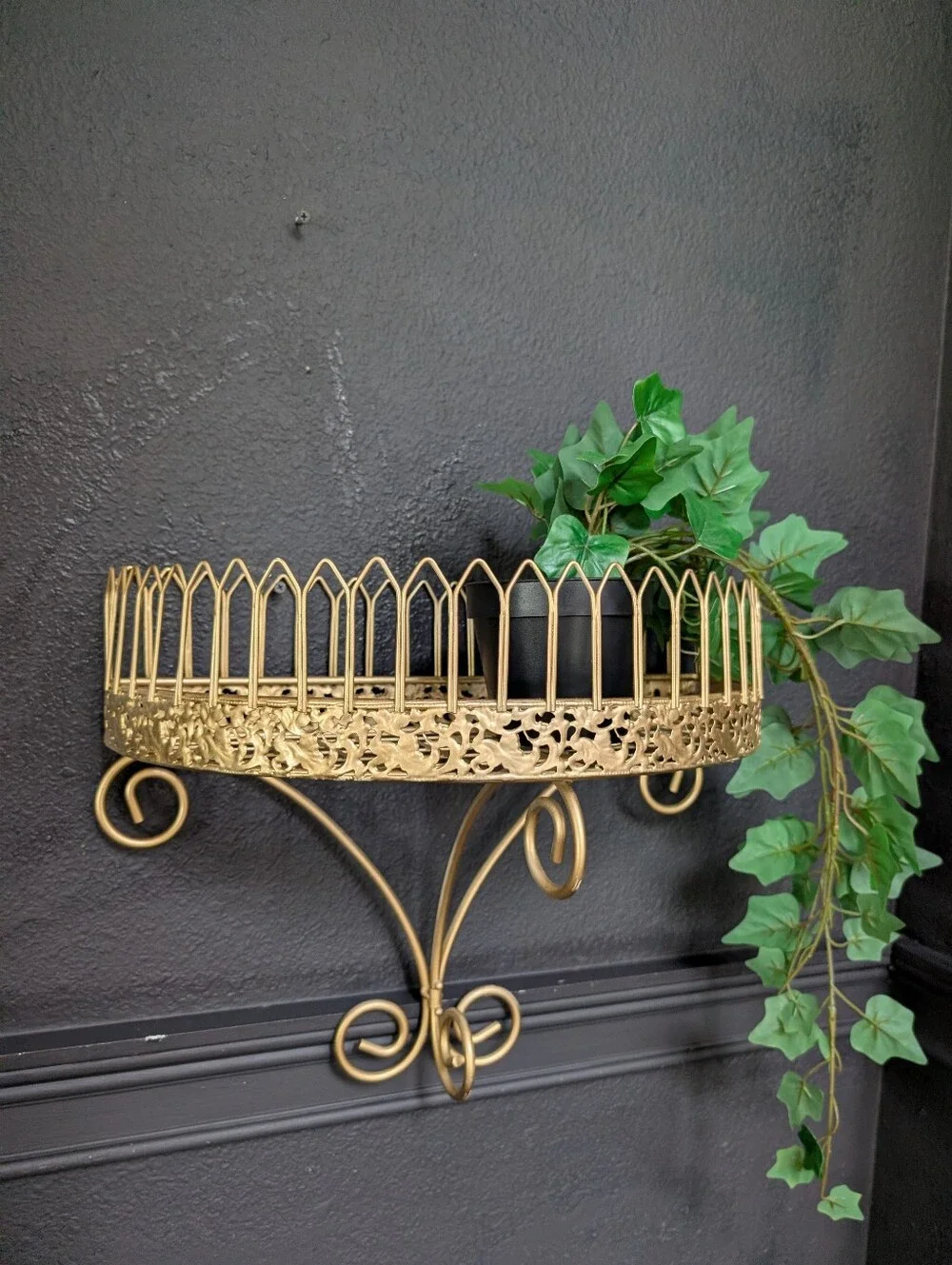 Vintage gold scroll leaf design large wall shelf display 14
